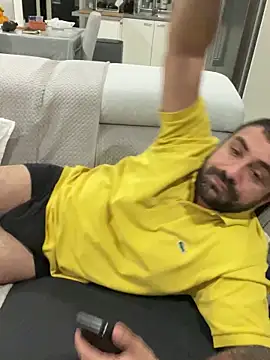 Snapshot of morfeoX chatting on 10.29.25 morfeoX online show from 10.29.25