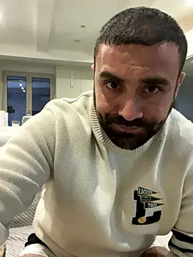 Snapshot of morfeoX chatting on 11.23.25 morfeoX online show from 11.23.25