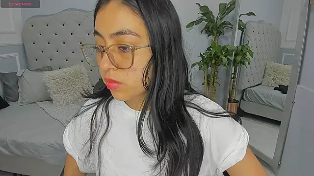 lucelly 15 online show from 02.17.26