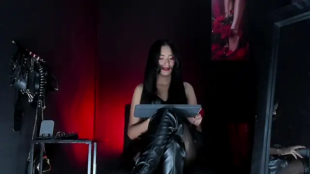 Snapshot of Aleshkastone chatting on 04.12.26 Aleshkastone online show from 04.12.26
