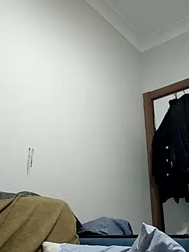 Snapshot of BellBort chatting on 12.14.25 BellBort online show from 12.14.25