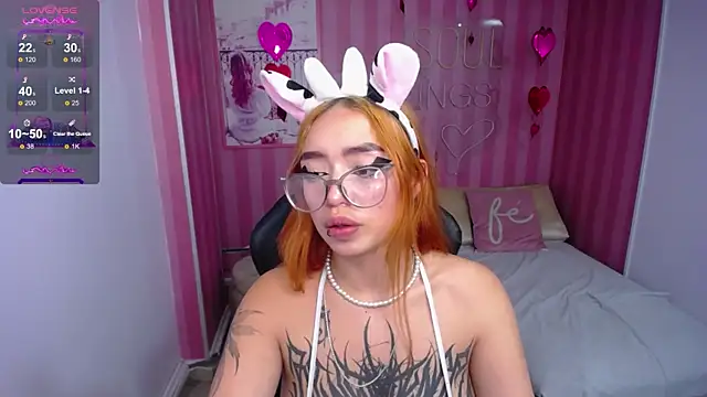 Snapshot of Anni_acker_b chatting on 02.17.25 Anni acker b online show from 02.17.25