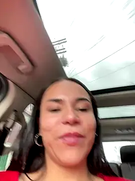 Naatalia online show from 12.18.25