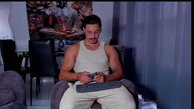 Valentino Dosantos  online show from 02.10.26