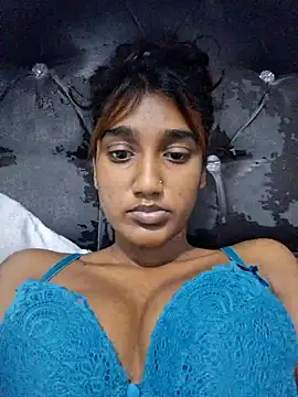 indianpink lips online show from 03.25.26