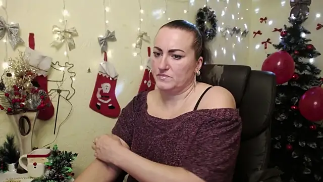 DianaMGG online show from 12.14.25