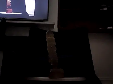 Snapshot of MystiqueRider chatting on 10.08.25 MystiqueRider online show from 10.08.25