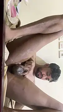 Snapshot of browniebae chatting on 09.13.25 browniebae online show from 09.13.25