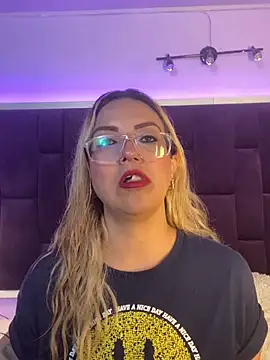 Azaahara  online show from 03.18.26