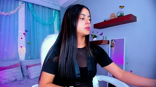 Bella walker  online show from 11.24.25