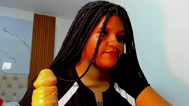 ZahraRose online show from 01.13.26