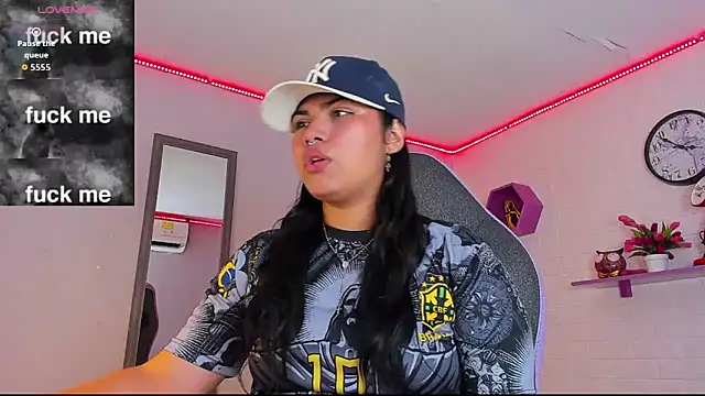 Snapshot of melany_rouse18 chatting on 10.07.25 melany rouse18 online show from 10.07.25