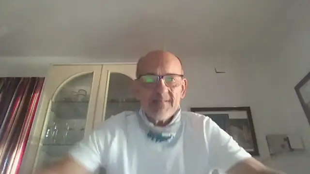 llopaco online show from 10.15.25