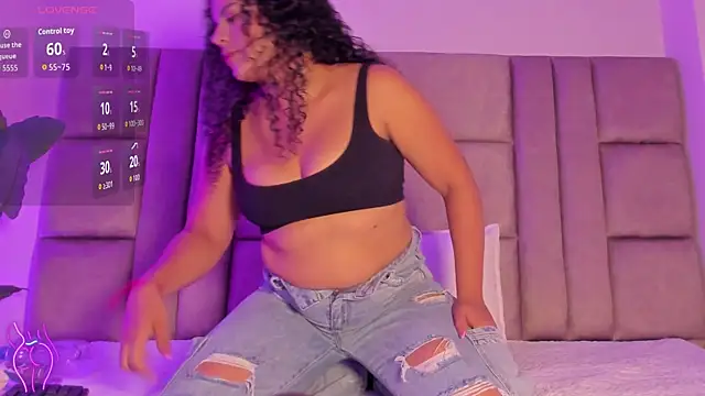  Ashley 33 online show from 04.18.26