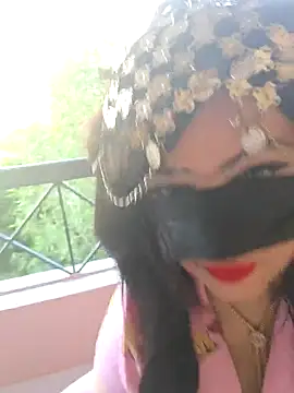 Loly2025 online show from 06.05.26