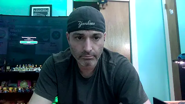 Snapshot of Novabear6996 chatting on 06.27.26 Novabear6996 online show from 06.27.26