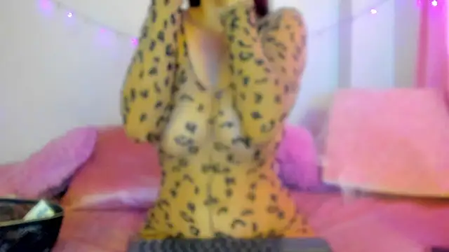 Danna Myst online show from 11.10.25