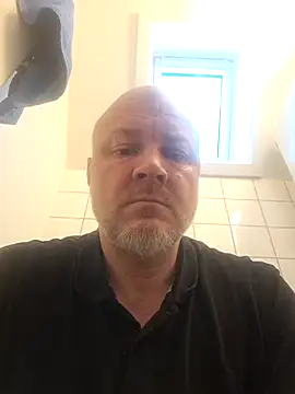 Snapshot of Lucifer29cm chatting on 02.22.25 Lucifer29cm online show from 02.22.25