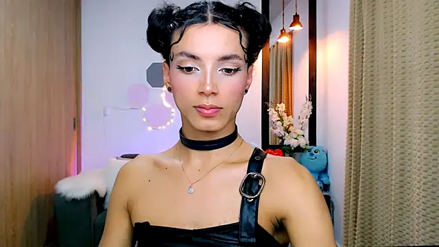 Snapshot of nilam_valker chatting on 03.15.25 nilam valker online show from 03.15.25