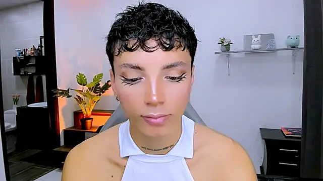 Snapshot of nilam_valker chatting on 10.14.25 nilam valker online show from 10.14.25