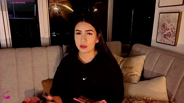 Ivanna West online show from 12.16.25