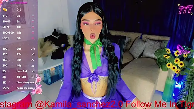 Snapshot of cherry_crushx chatting on 05.10.26 cherry crushx online show from 05.10.26