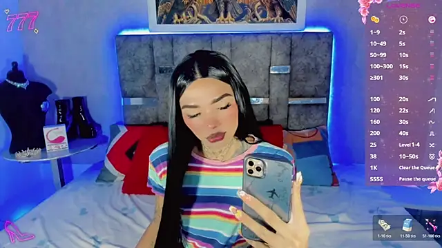 Snapshot of cherry_crushx chatting on 05.25.26 cherry crushx online show from 05.25.26