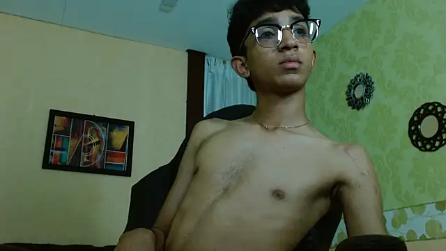 Snapshot of Martin_Linares chatting on 03.22.25 Martin Linares online show from 03.22.25