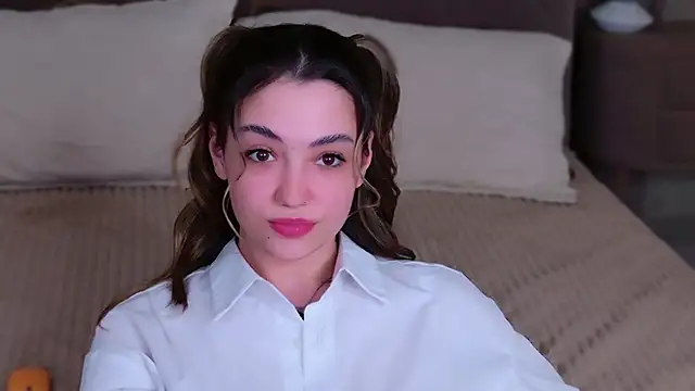 Snapshot of Alice_Deleon chatting on 02.22.25 Alice Deleon online show from 02.22.25