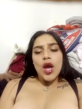 Snapshot of Emily_sharlot chatting on 03.03.25 Emily sharlot online show from 03.03.25