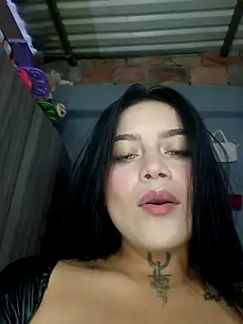 Snapshot of Emily_sharlot chatting on 03.08.25 Emily sharlot online show from 03.08.25