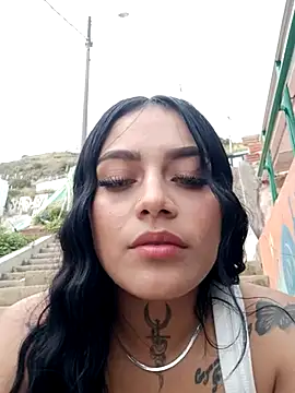 Snapshot of Emily_sharlot chatting on 03.12.25 Emily sharlot online show from 03.12.25