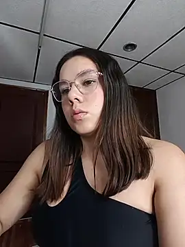 Snapshot of EmmaSulivan chatting on 07.07.26 EmmaSulivan online show from 07.07.26
