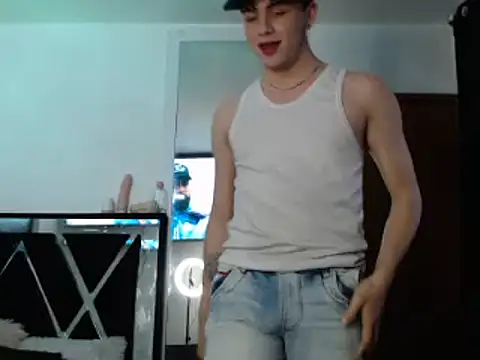 Smith boy 25 online show from 03.05.25