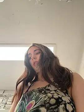 Snapshot of sexymelli18 chatting on 05.22.26 sexymelli18 online show from 05.22.26