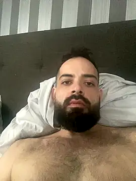 guccititi online show from 10.20.25