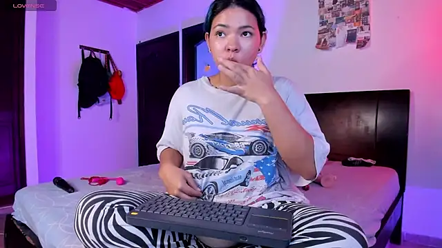 Ammymorgan online show from 02.24.25