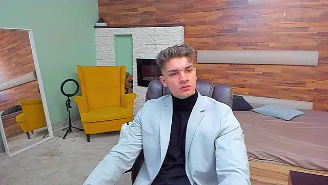 MaxKaiden online show from 03.07.26