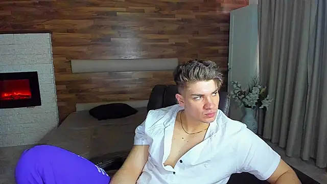 MaxKaiden online show from 03.11.26