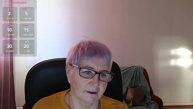 Snapshot of Sandra_Snowflake chatting on 02.02.26 Sandra Snowflake online show from 02.02.26