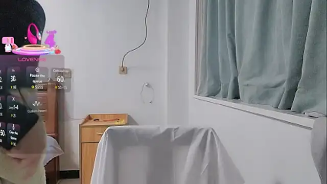 Snapshot of Lucy-xixi chatting on 02.26.26 Lucy-xixi online show from 02.26.26