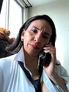 Snapshot of Mrsvictoriaaa chatting on 03.08.25 Mrsvictoriaaa online show from 03.08.25