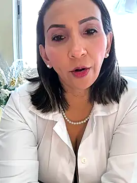 Snapshot of Mrsvictoriaaa chatting on 11.23.25 Mrsvictoriaaa online show from 11.23.25