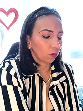 Mrsvictoriaaa online show from 02.22.26