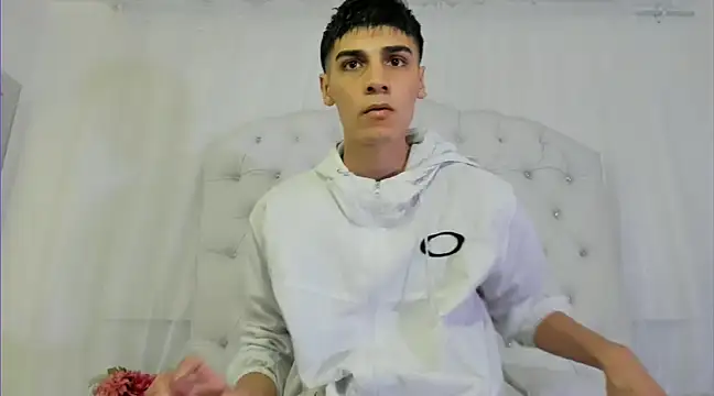 Snapshot of frank_jhonsson chatting on 03.03.25 frank jhonsson online show from 03.03.25