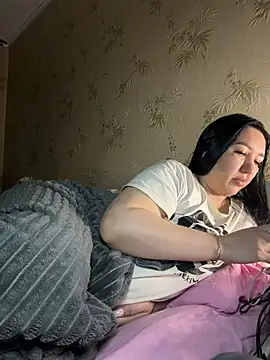 Snapshot of Naughtbaby_2025 chatting on 07.13.26 Naughtbaby 2025 online show from 07.13.26