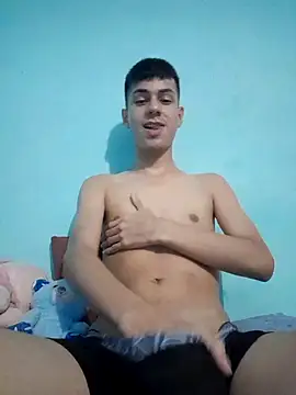 Snapshot of Johann_sex chatting on 03.12.25 Johann sex online show from 03.12.25