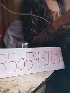 Dolly b online show from 02.17.25