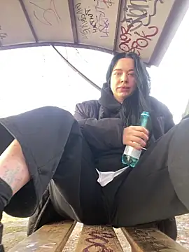 AlishaPrettyBlade online show from 03.19.25