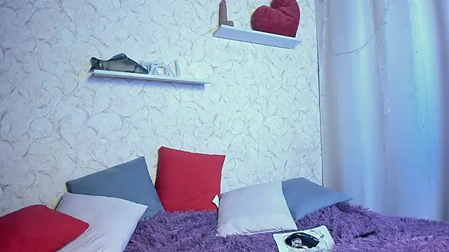 Snapshot of Nasy chatting on 03.22.25 Nasy online show from 03.22.25